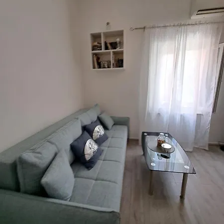 公寓 Daki's Place 扎达尔